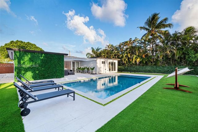 3 of 34 - 10658 Ne 11th Avenue, Miami Shores, FL