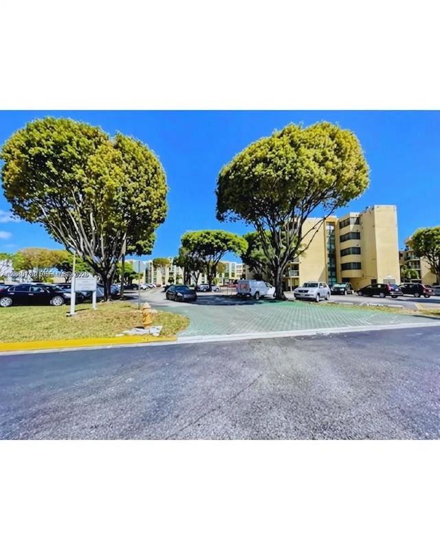 3 of 20 - 11750 Sw 18th Street #208-1, Miami, FL