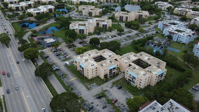 2830 Somerset Drive #104n, Lauderdale Lakes