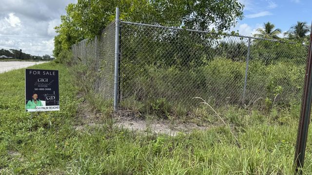 5 of 7 - 13074 71st Place N, The Acreage, FL