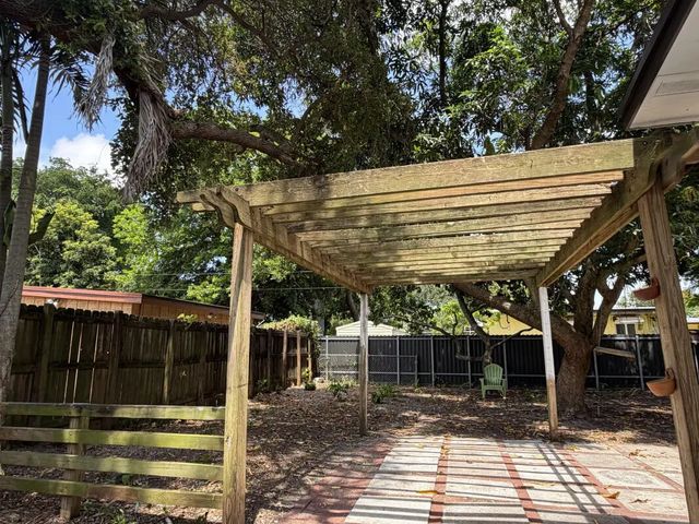 3 of 12 - 3611 Sw 33rd Avenue, West Park, FL