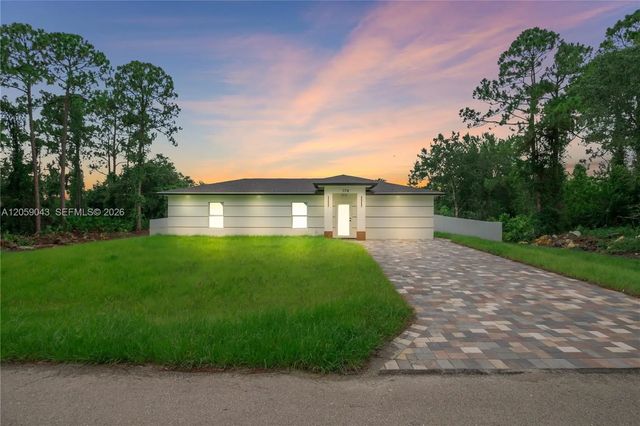 718 Frontenac, 