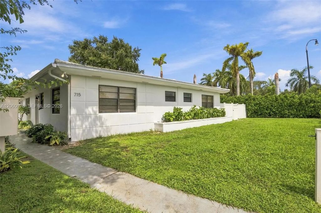 715 Ne 92nd Street #1, Miami Shores
