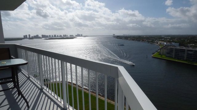 115 Lakeshore Drive #1548, North Palm Beach
