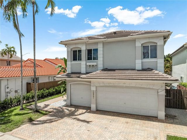 3 of 43 - 10865 Nw 73rd Terrace, Doral, FL