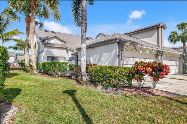 802 Landings Boulevard, Greenacres