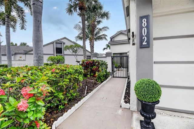 3 of 77 - 802 Landings Boulevard, Greenacres, FL