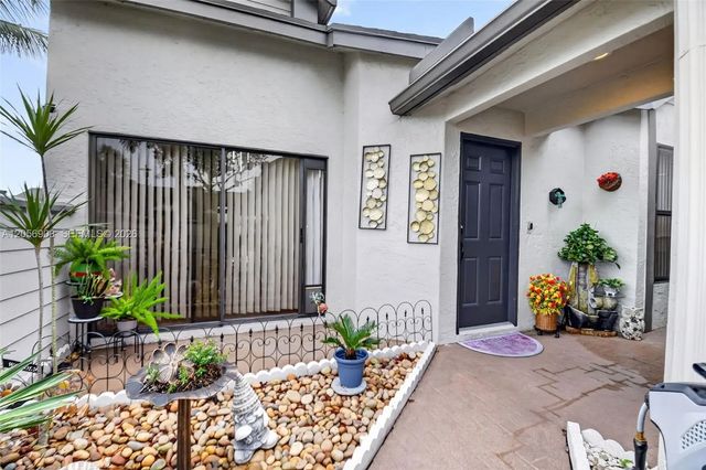 4 of 77 - 802 Landings Boulevard, Greenacres, FL