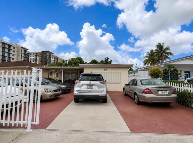 874 E 27th Street, Hialeah