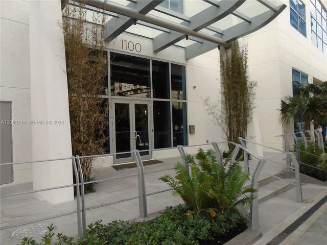 4 of 43 - 1100 S Miami Avenue #3305, Miami, FL