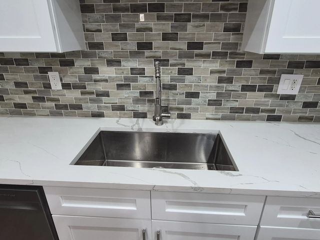 5 of 28 - 6472 Azura Lake Road, Lake Worth, FL