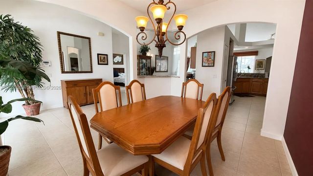 3 of 10 - 1860 Se Gaskins Circle, Port St. Lucie, FL