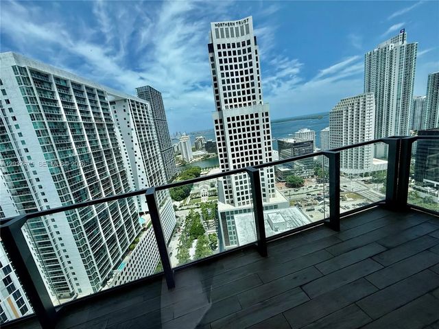 68 Se 6th Street #2707, Miami