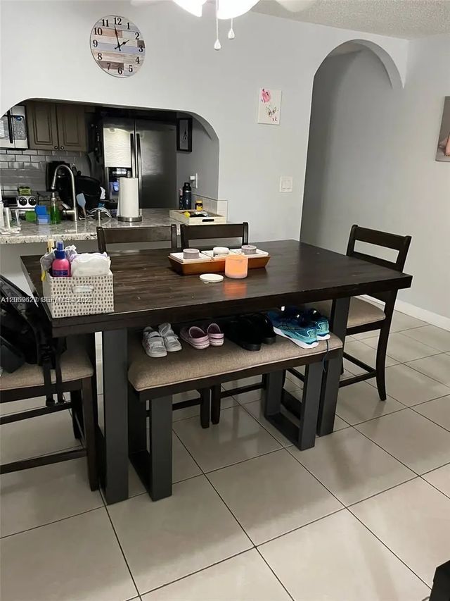 3 of 9 - 10135 Nw 9th St Circle #5-208, Miami, FL