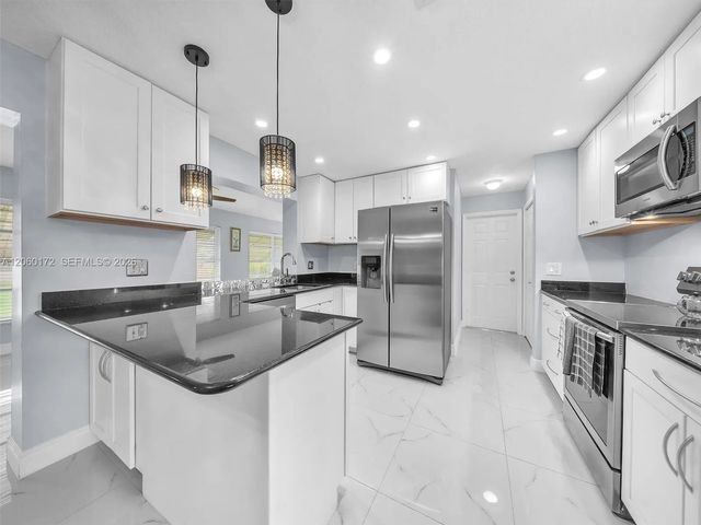 1221 Nw 45th Street, Deerfield Beach