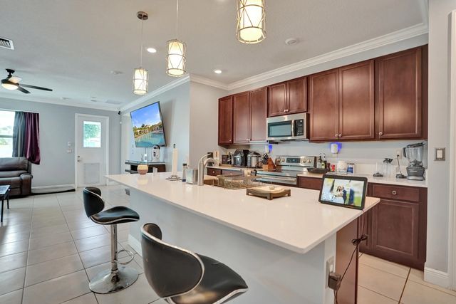 2 of 39 - 4147 Rosa Drive, Deerfield Beach, FL