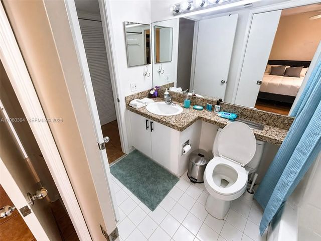 3 of 14 - 19801 E Country Club Drive #4307, Aventura, FL