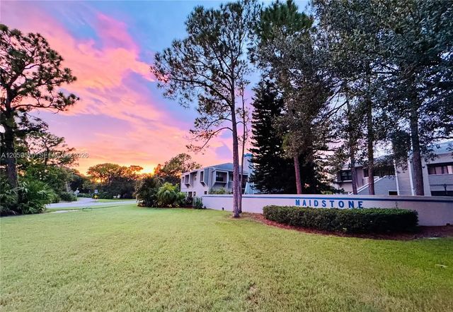 2 of 54 - 8707 Bardmoor Place #101, Seminole, FL