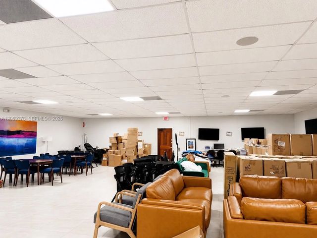4 of 26 - 1840 Ne 153rd Street, North Miami Beach, FL