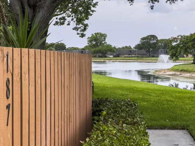 4 of 25 - 187 Charter Way, West Palm Beach, FL