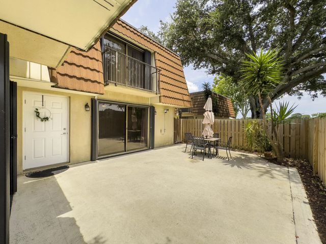 5 of 25 - 187 Charter Way, West Palm Beach, FL