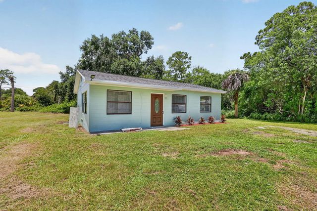 3 of 50 - 2205 N 44th Street, Fort Pierce, FL