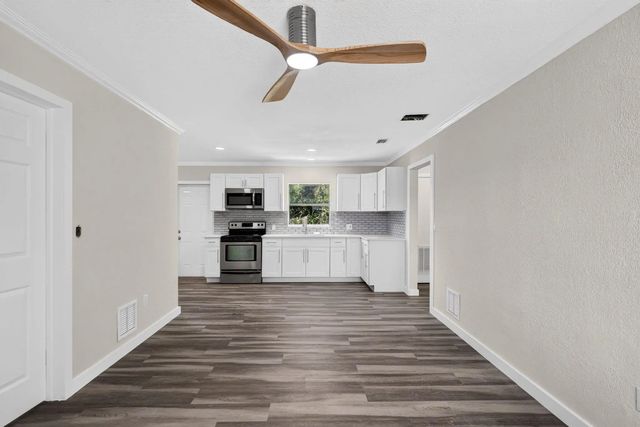 5 of 50 - 2205 N 44th Street, Fort Pierce, FL
