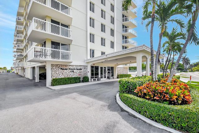 4 of 53 - 125 S Ocean Avenue #211, Palm Beach Shores, FL