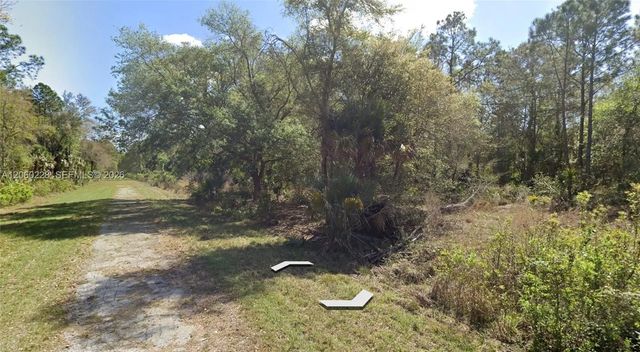 4 of 8 - W Edgewood Drive, , FL