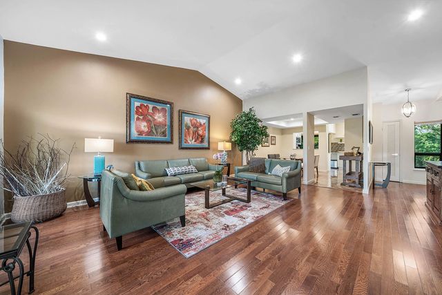 11355 Pond View Drive #d202, Wellington