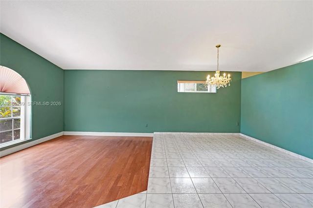 4 of 25 - 3201 W 76th Street, Hialeah, FL