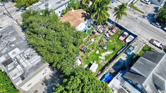 3 of 18 - 428 Nw 10th Avenue, Miami, FL