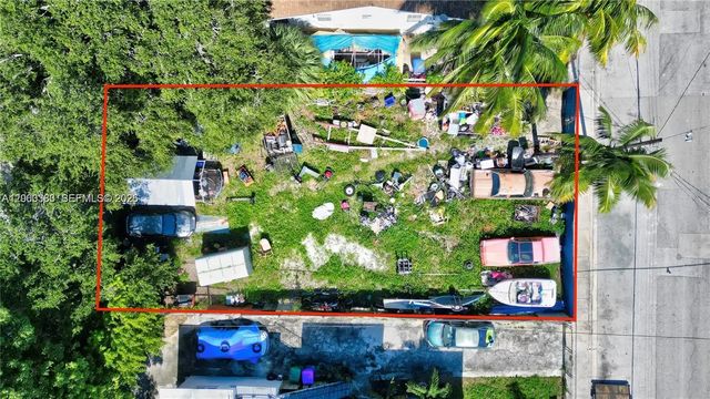 4 of 18 - 428 Nw 10th Avenue, Miami, FL
