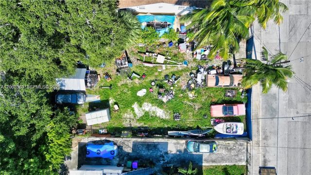 5 of 18 - 428 Nw 10th Avenue, Miami, FL