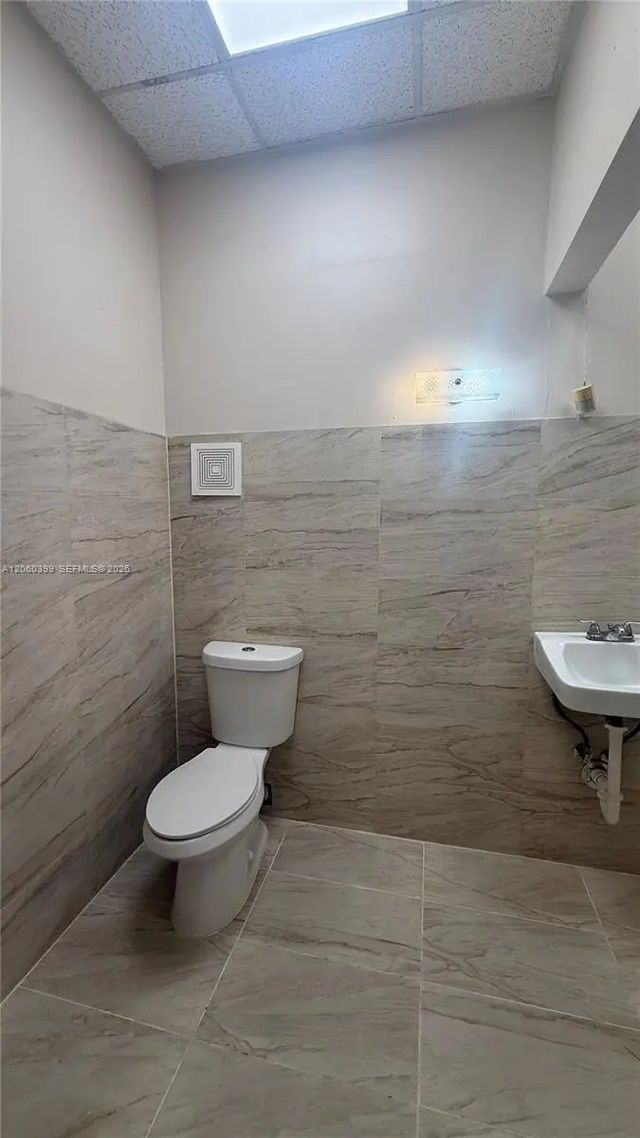 5 of 10 - 11300 Nw 87th Court #120-121, Hialeah Gardens, FL