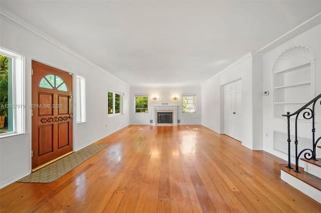 2 of 35 - 5842 Alton Road, Miami Beach, FL
