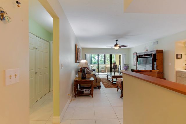 4 of 31 - 12524 Shoreline Drive #302, Wellington, FL
