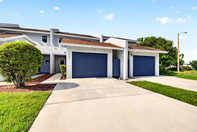 2 of 40 - 1633 Woodbridge Lakes Circle #1633, West Palm Beach, FL