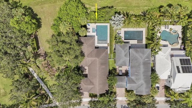 2 of 51 - 314 Caravelle Drive, Jupiter, FL