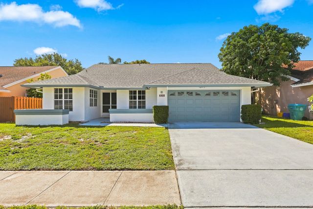 1707 Banyan Creek Court, Boynton Beach
