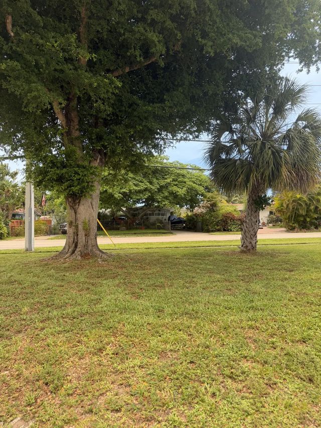 2 of 7 - 900 Citrus Isle, Fort Lauderdale, FL