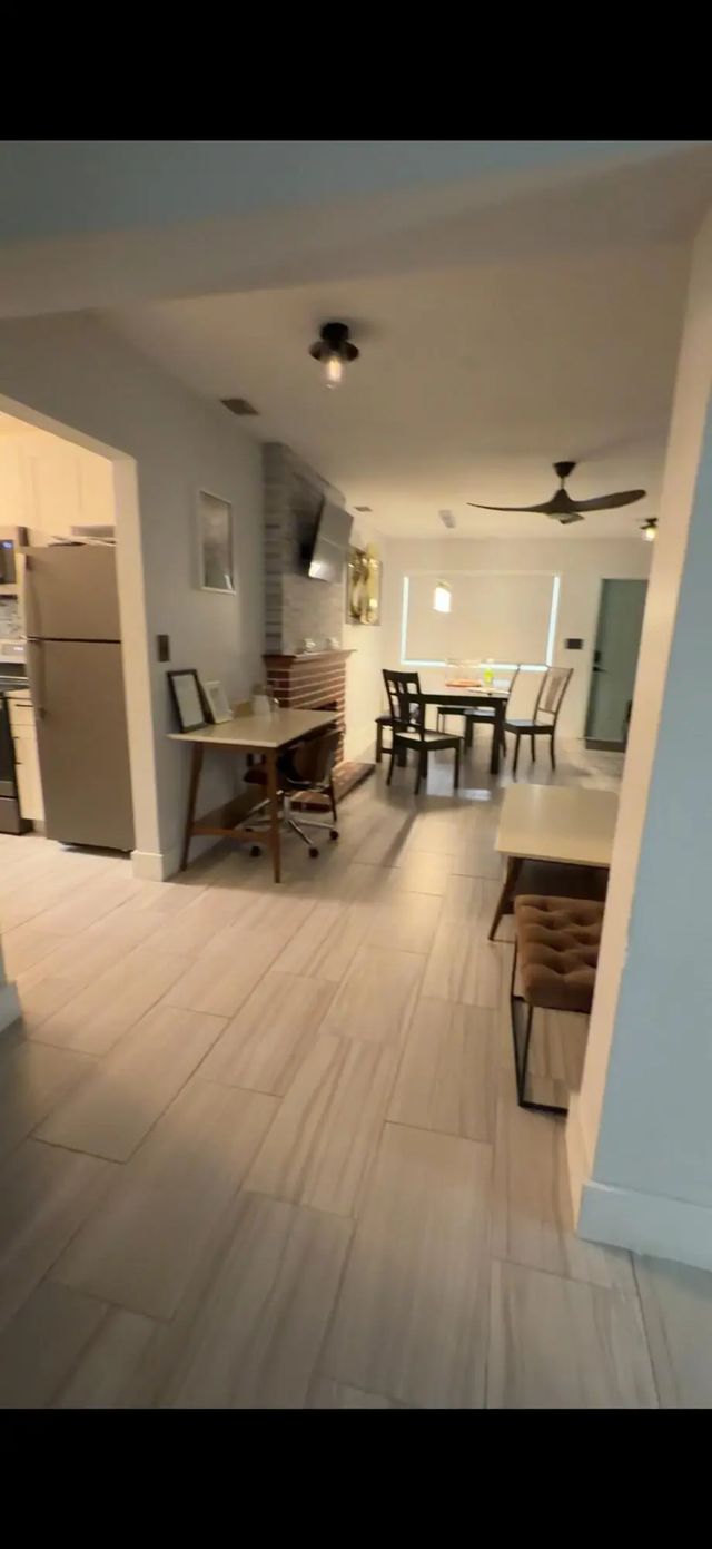 5 of 7 - 900 Citrus Isle, Fort Lauderdale, FL