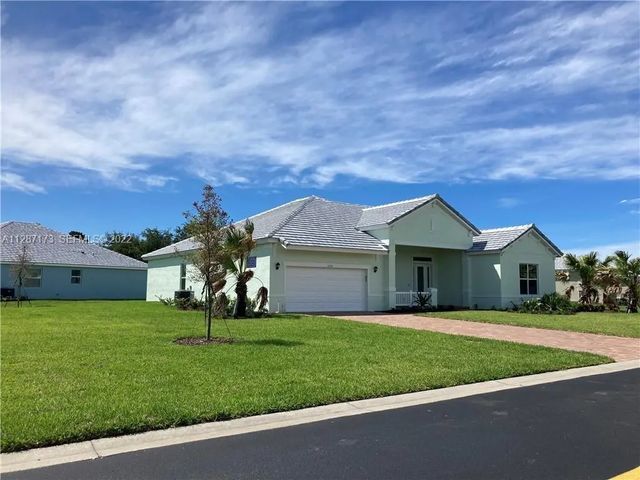 2 of 35 - 6555 Barbados Court, Vero Beach, FL