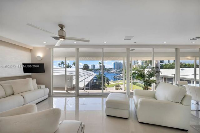 4 of 35 - 1124 Seminole Drive #4f, Fort Lauderdale, FL