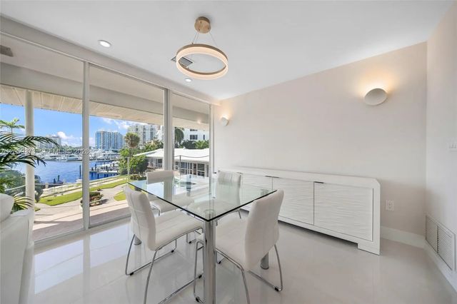 5 of 35 - 1124 Seminole Drive #4f, Fort Lauderdale, FL