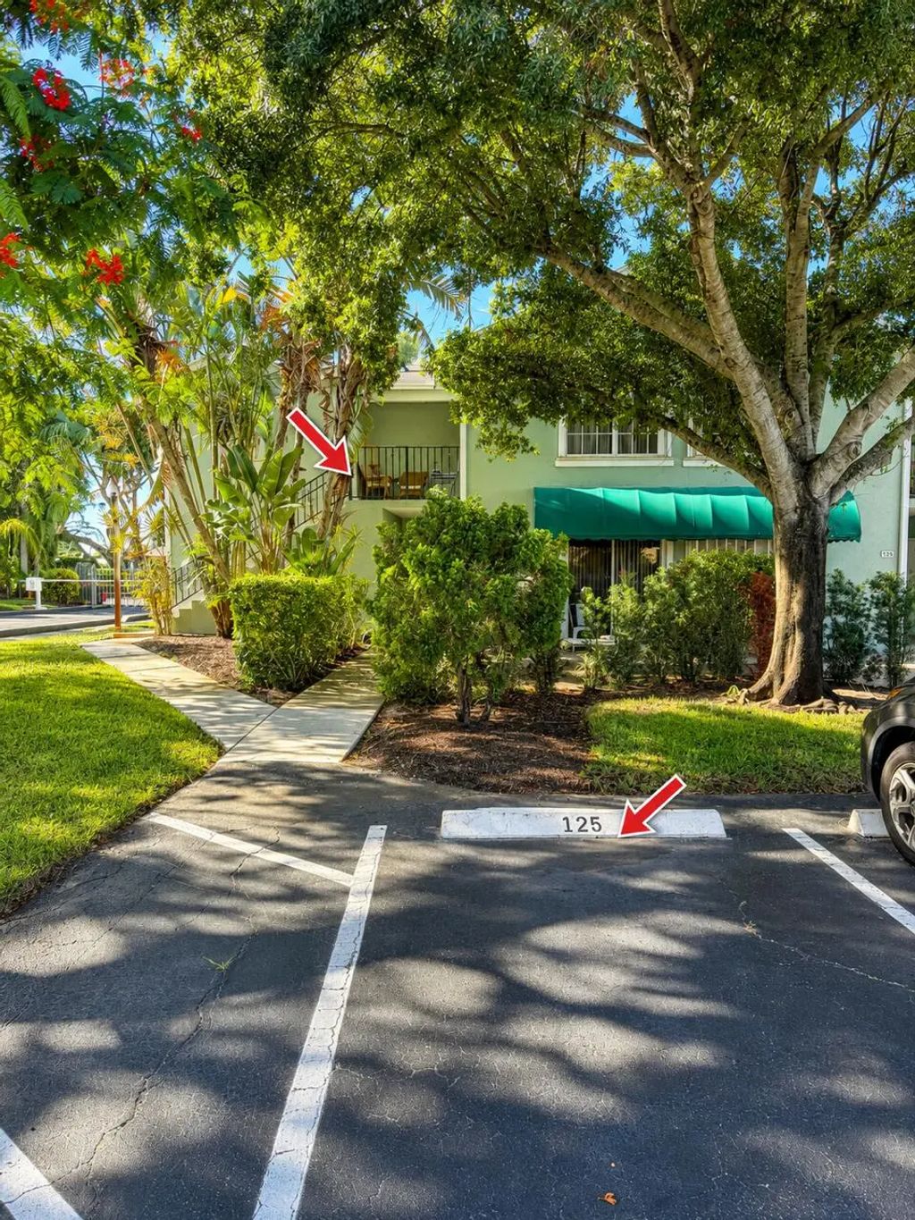 125 Waterside Drive #125, Hypoluxo