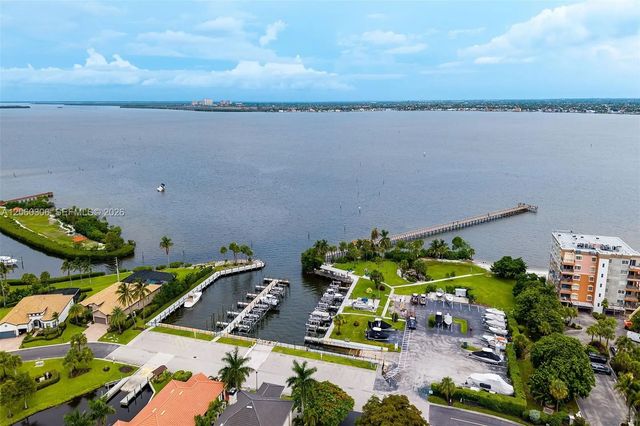2 of 36 - 14610 Laguna Drive, Fort Myers, FL