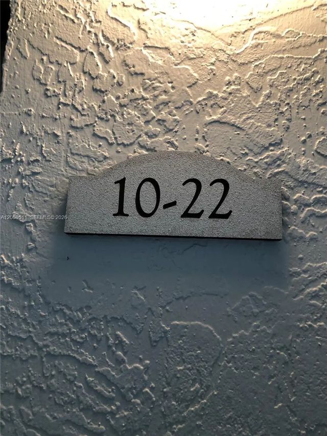 510 S Park Road #22-10, Hollywood