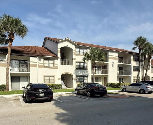 2 of 34 - 510 S Park Road #22-10, Hollywood, FL