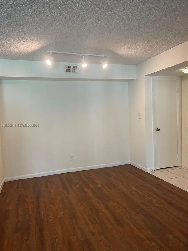 5 of 34 - 510 S Park Road #22-10, Hollywood, FL